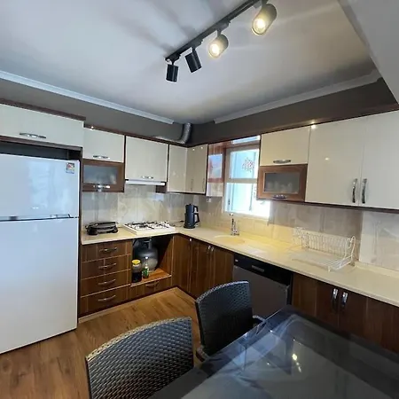 Cozy 5 Min To Kusadası