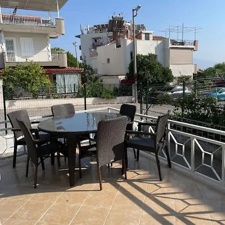 Merkezde Denize 5 Dakika Villa